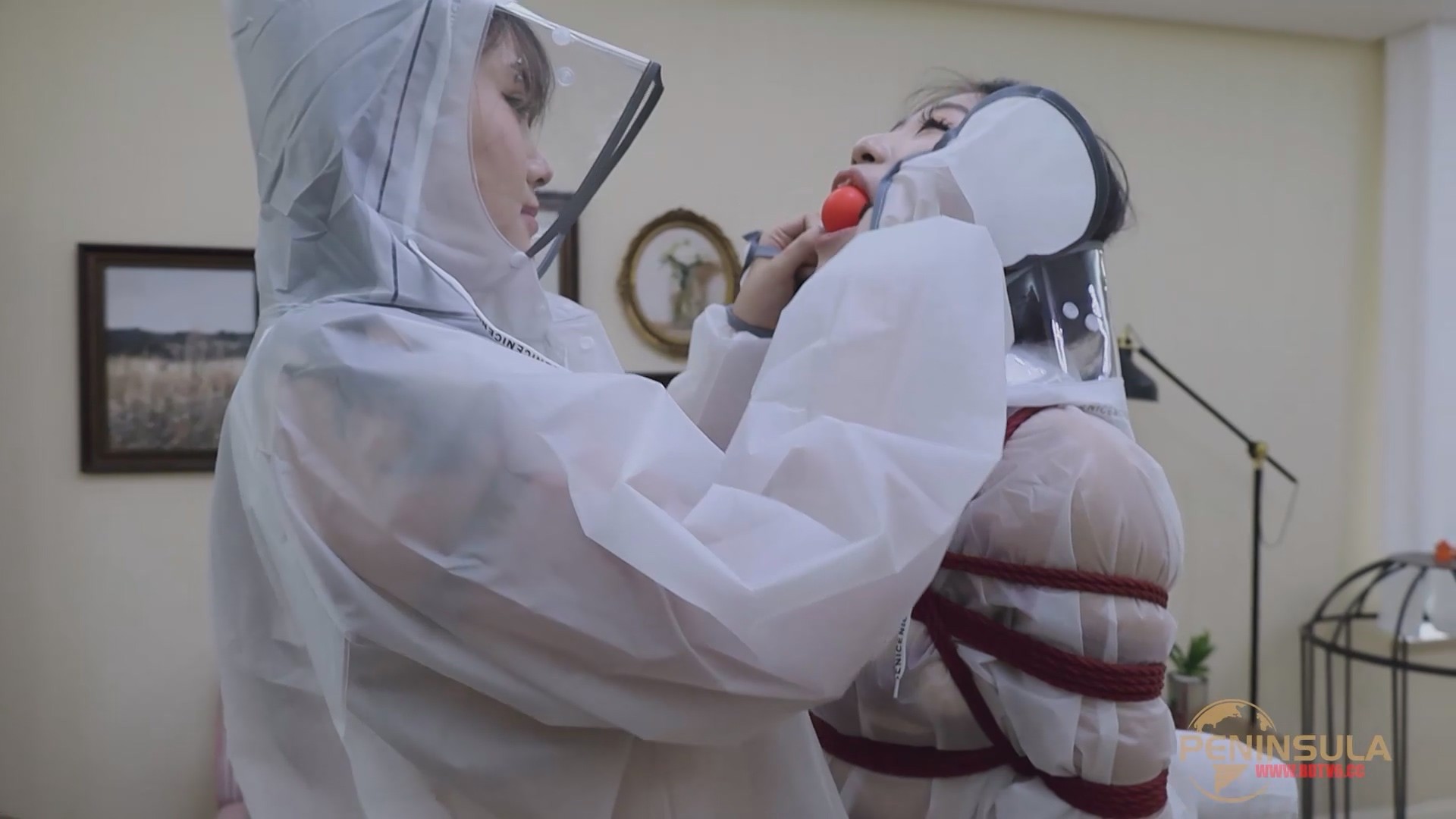 YT2842 Custom_Bondage in Raincoat/index.m3u8_20250616_233818.570.jpg