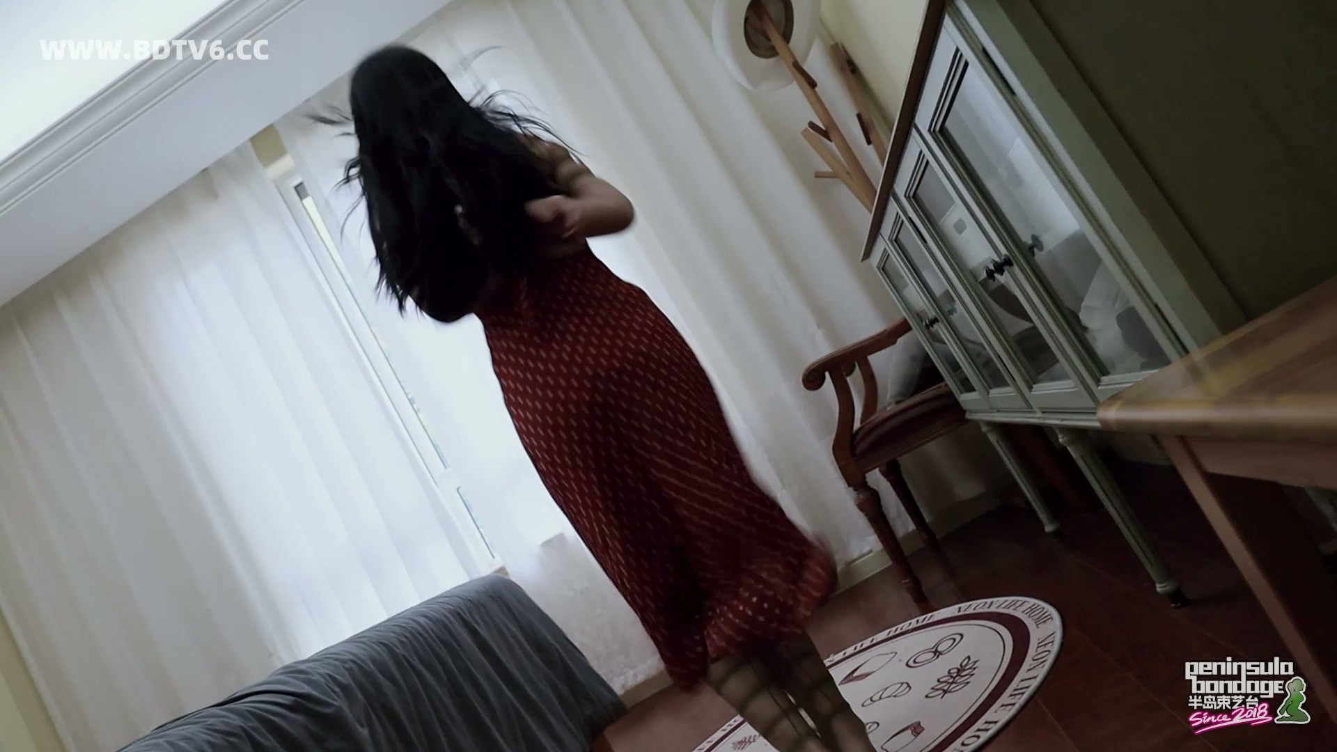 YT2875 小红帽的故事/index.m3u8_20250709_005135.126.jpg