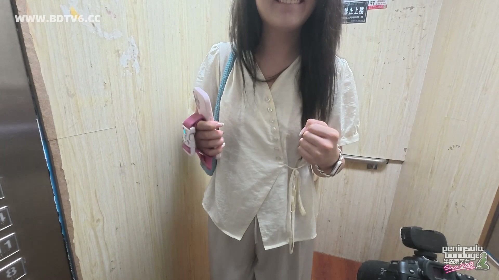 YT2899 夜袭宝马姐/index.m3u8_20250801_033412.417.jpg