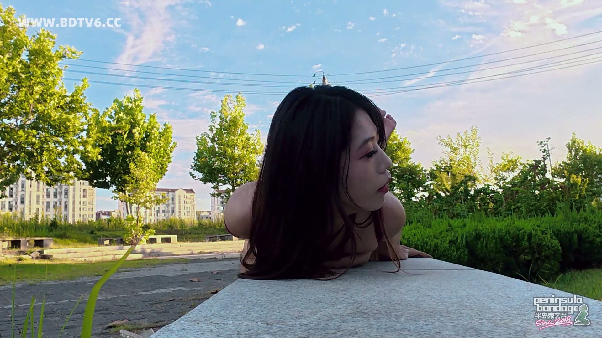 YT2913 行走的丝带/index.m3u8_20250811_003350.356.jpg