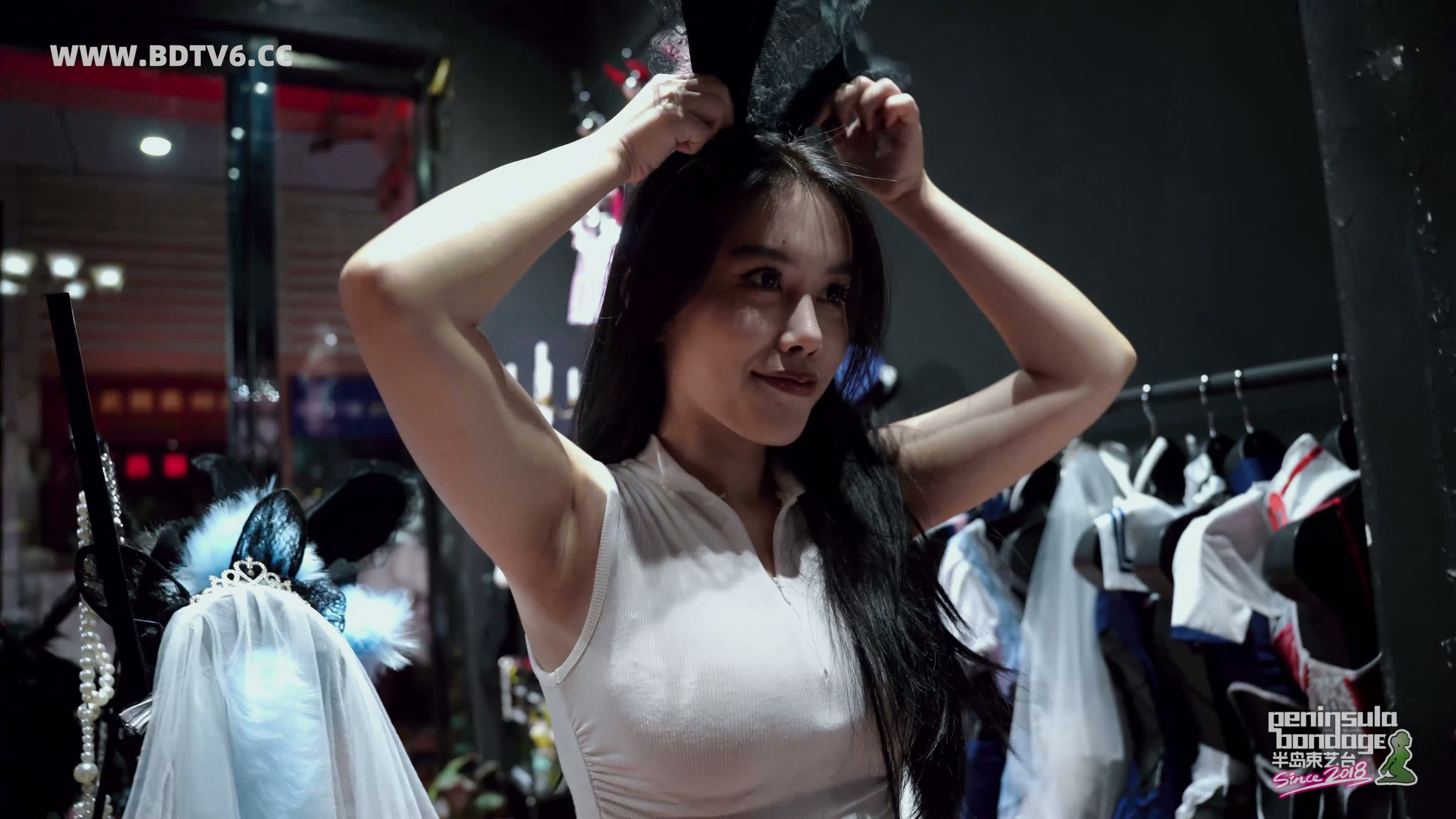YT2923 霓虹深渊/index.m3u8_20250825_065530.874.jpg