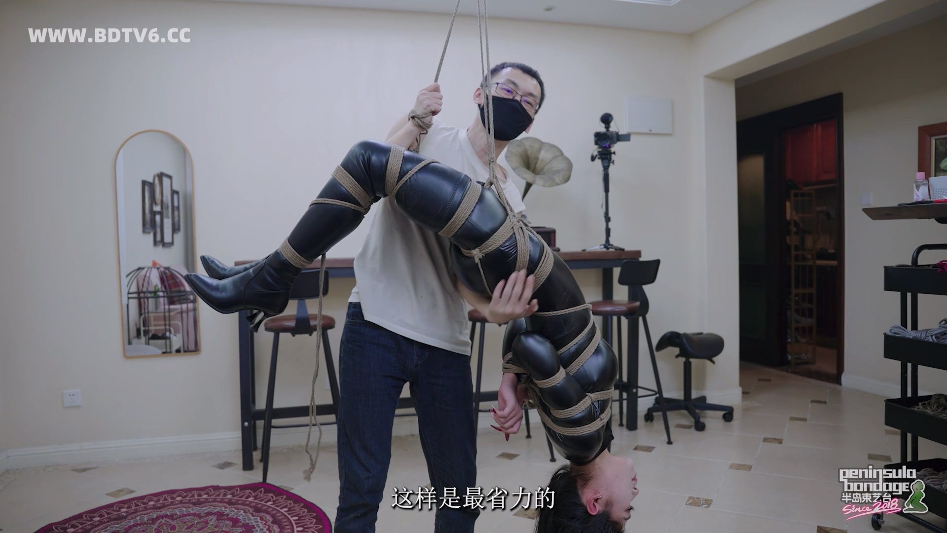YT2987 半岛特约教程第十二课:基于万能绳库的倒吊/index.m3u8_20251020_061205.629.jpg