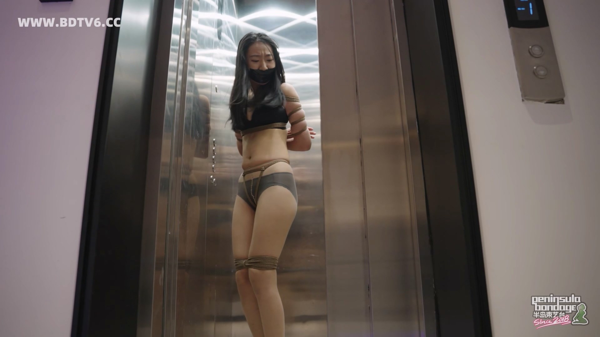 YT3031 ★囚墅/index.m3u8_20251205_143721.722.jpg