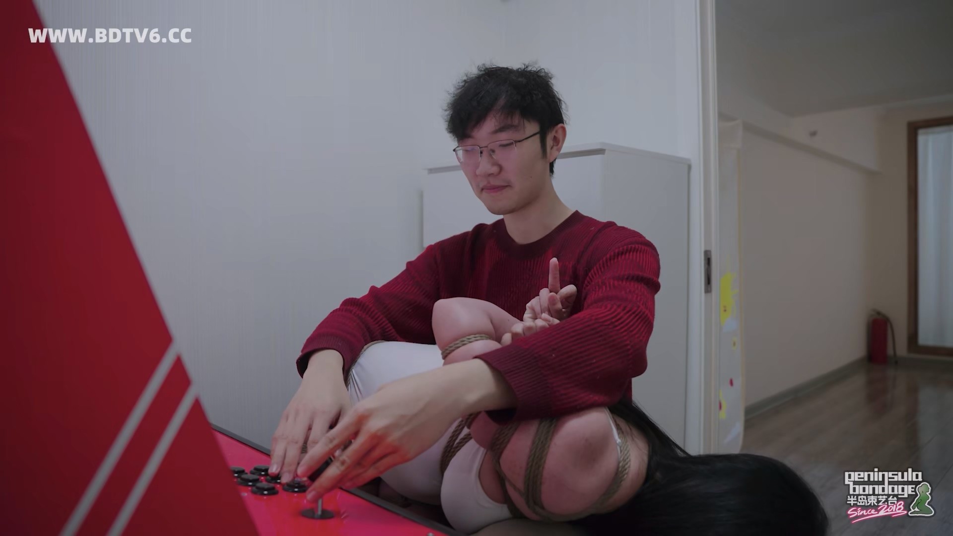 YT3063 ★游戏和我哪个重要/index.m3u8_20260108_035721.860.jpg