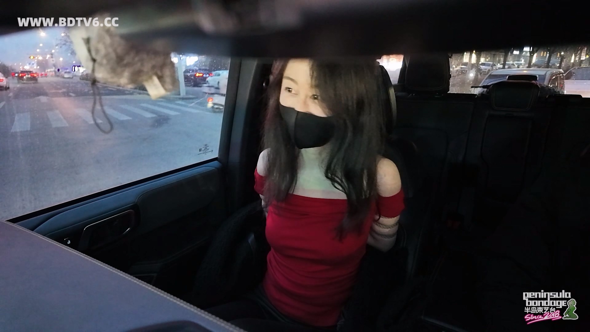 YT3111 最适合隐藏外出的两种绑法和外套 上/index.m3u8_20260302_200932.061.jpg