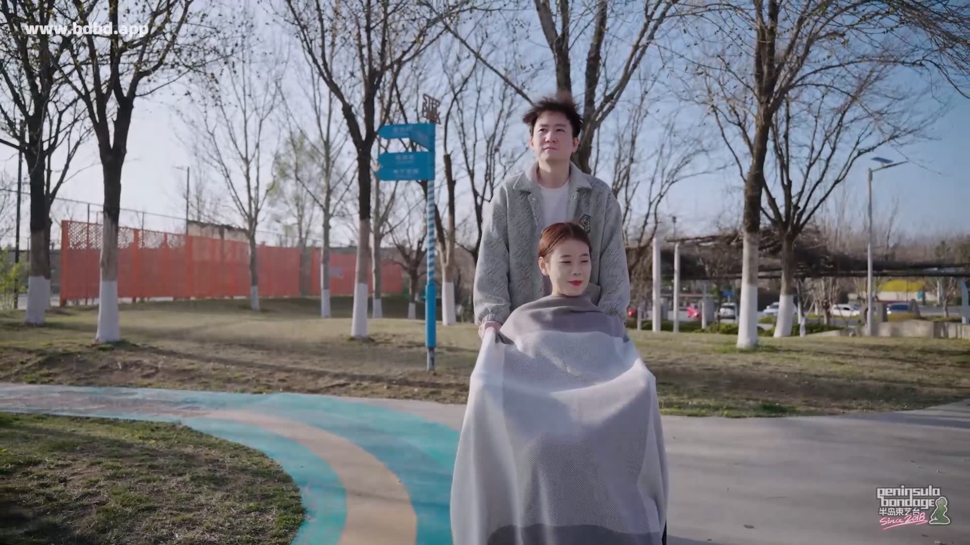 YT3153 爱的轮椅.mp4_20260413_022841.455.jpg