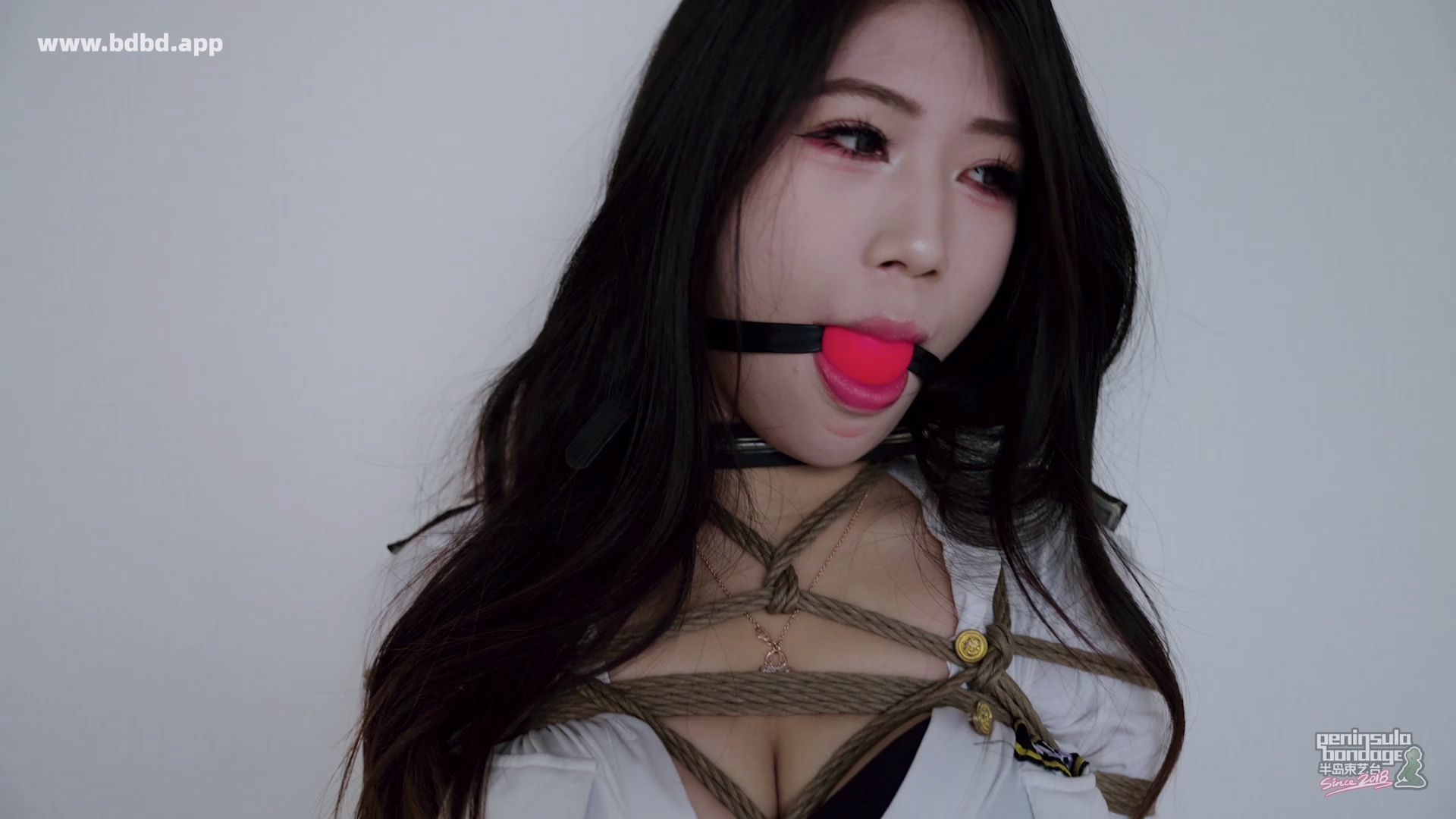 YT3157 无良开发商和无辜售楼小姐姐.mp4_20260416_003027.495.jpg