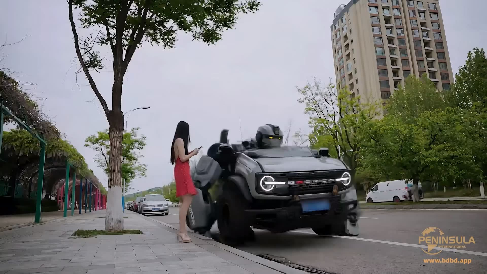 YT3176 愤怒的汽车.mp4_20260503_042108.904.jpg